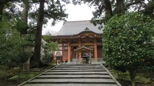 乙寳寺の本殿・本堂