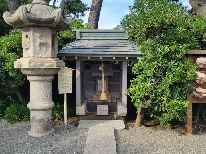 森戸大明神(森戸神社)の末社・摂社