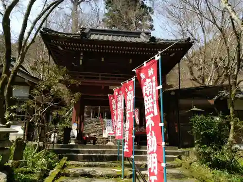 龍蔵寺の建物その他