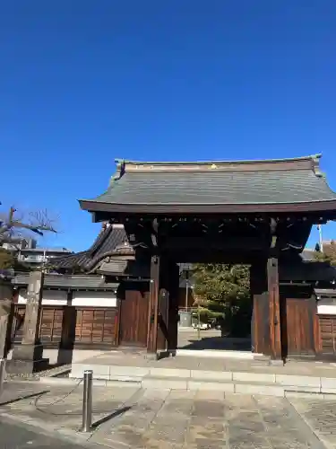 眞頂院の{uncategorized: "未分類", other: "その他", undefined: "問題あり", building: "その他建物", grave: "お墓", sacred_gate: "鳥居", guardian: "狛犬", statue: "像", buddha: "仏像", history: "歴史", nature: "自然", garden: "庭園", animal: "動物", pagoda: "塔", temizu: "手水舎", mountain_gate: "山門・神門", sanctuary: "本殿・本堂", subordinate: "末社・摂社", art: "芸術", scenery: "景色", jizo: "地蔵", ema: "絵馬", goshuin: "御朱印", omikuji: "おみくじ", items: "授与品その他", amulet: "お守り", goshuincho: "御朱印帳", eats: "食事", festival: "お祭り", votive_dance: "神楽", shichigosan: "七五三参", wedding: "結婚式", experience: "体験その他", initially: "初詣", around: "周辺", anti_infection: "感染症対策"}