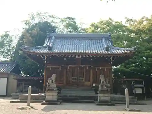 若宮八幡宮の本殿・本堂