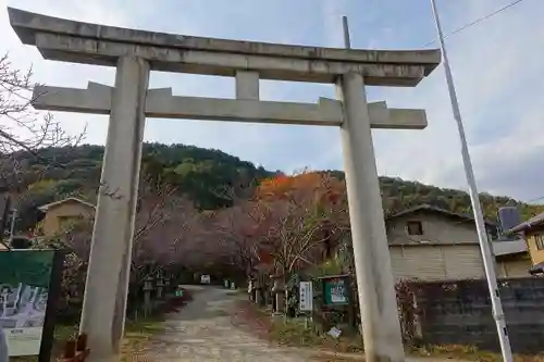 大石神社の鳥居