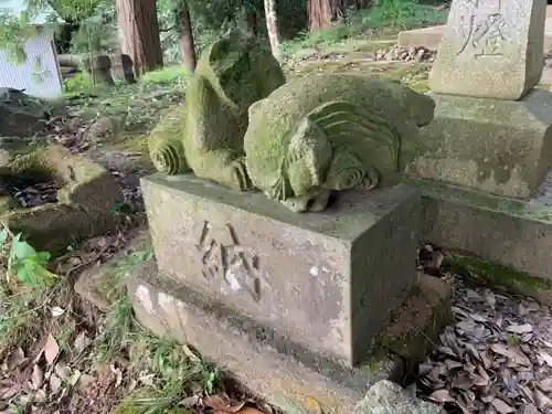 嚴嶋神社の狛犬