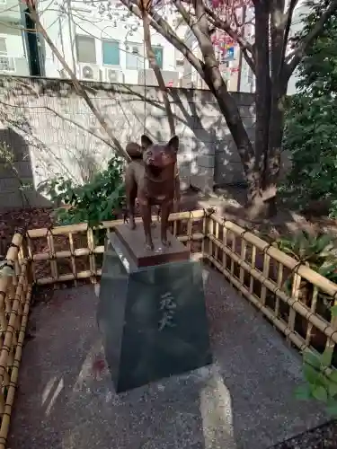 蔵前神社の{uncategorized: "未分類", other: "その他", undefined: "問題あり", building: "その他建物", grave: "お墓", sacred_gate: "鳥居", guardian: "狛犬", statue: "像", buddha: "仏像", history: "歴史", nature: "自然", garden: "庭園", animal: "動物", pagoda: "塔", temizu: "手水舎", mountain_gate: "山門・神門", sanctuary: "本殿・本堂", subordinate: "末社・摂社", art: "芸術", scenery: "景色", jizo: "地蔵", ema: "絵馬", goshuin: "御朱印", omikuji: "おみくじ", items: "授与品その他", amulet: "お守り", goshuincho: "御朱印帳", eats: "食事", festival: "お祭り", votive_dance: "神楽", shichigosan: "七五三参", wedding: "結婚式", experience: "体験その他", initially: "初詣", around: "周辺", anti_infection: "感染症対策"}