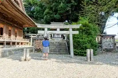 老津神社の鳥居
