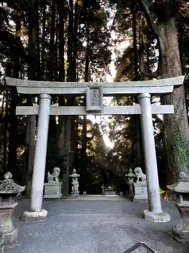 草部吉見神社の鳥居