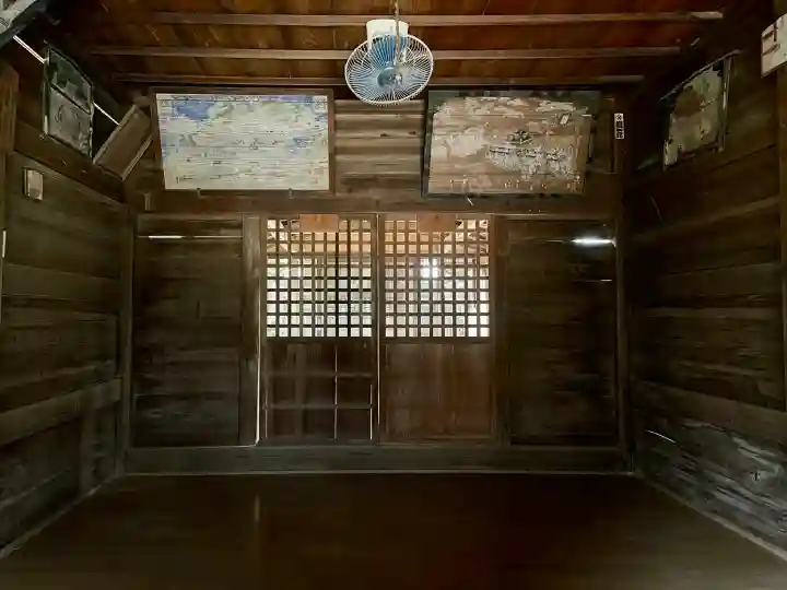 上小岩天祖神社の{uncategorized: "未分類", other: "その他", undefined: "問題あり", building: "その他建物", grave: "お墓", sacred_gate: "鳥居", guardian: "狛犬", statue: "像", buddha: "仏像", history: "歴史", nature: "自然", garden: "庭園", animal: "動物", pagoda: "塔", temizu: "手水舎", mountain_gate: "山門・神門", sanctuary: "本殿・本堂", subordinate: "末社・摂社", art: "芸術", scenery: "景色", jizo: "地蔵", ema: "絵馬", goshuin: "御朱印", omikuji: "おみくじ", items: "授与品その他", amulet: "お守り", goshuincho: "御朱印帳", eats: "食事", festival: "お祭り", votive_dance: "神楽", shichigosan: "七五三参", wedding: "結婚式", experience: "体験その他", initially: "初詣", around: "周辺", anti_infection: "感染症対策"}