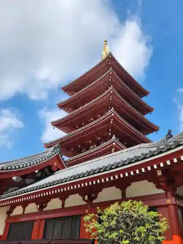 浅草寺の塔