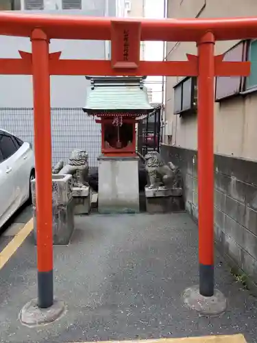 稲荷神社の鳥居