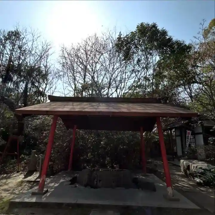 清水稲荷の{uncategorized: "未分類", other: "その他", undefined: "問題あり", building: "その他建物", grave: "お墓", sacred_gate: "鳥居", guardian: "狛犬", statue: "像", buddha: "仏像", history: "歴史", nature: "自然", garden: "庭園", animal: "動物", pagoda: "塔", temizu: "手水舎", mountain_gate: "山門・神門", sanctuary: "本殿・本堂", subordinate: "末社・摂社", art: "芸術", scenery: "景色", jizo: "地蔵", ema: "絵馬", goshuin: "御朱印", omikuji: "おみくじ", items: "授与品その他", amulet: "お守り", goshuincho: "御朱印帳", eats: "食事", festival: "お祭り", votive_dance: "神楽", shichigosan: "七五三参", wedding: "結婚式", experience: "体験その他", initially: "初詣", around: "周辺", anti_infection: "感染症対策"}