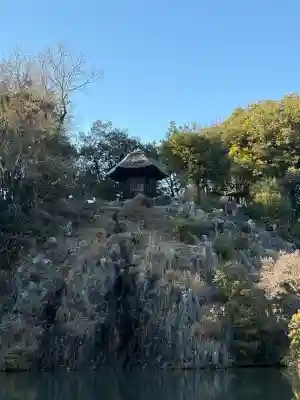 永保寺の{uncategorized: "未分類", other: "その他", undefined: "問題あり", building: "その他建物", grave: "お墓", sacred_gate: "鳥居", guardian: "狛犬", statue: "像", buddha: "仏像", history: "歴史", nature: "自然", garden: "庭園", animal: "動物", pagoda: "塔", temizu: "手水舎", mountain_gate: "山門・神門", sanctuary: "本殿・本堂", subordinate: "末社・摂社", art: "芸術", scenery: "景色", jizo: "地蔵", ema: "絵馬", goshuin: "御朱印", omikuji: "おみくじ", items: "授与品その他", amulet: "お守り", goshuincho: "御朱印帳", eats: "食事", festival: "お祭り", votive_dance: "神楽", shichigosan: "七五三参", wedding: "結婚式", experience: "体験その他", initially: "初詣", around: "周辺", anti_infection: "感染症対策"}