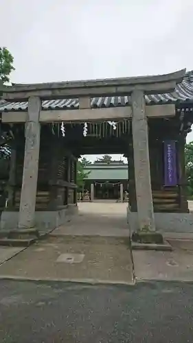 御厨神社の鳥居