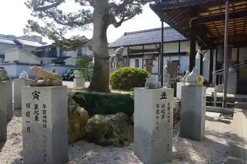 松江宗忠神社の狛犬