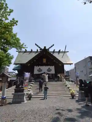札幌諏訪神社の本殿・本堂