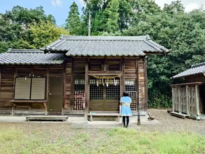 妻神社の本殿・本堂