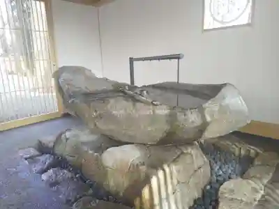 星川杉山神社の手水舎