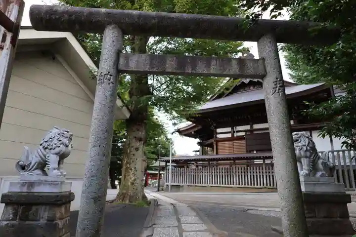 滝野川八幡神社の鳥居