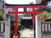 感應稲荷神社の鳥居