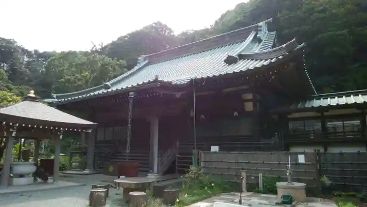 青蓮寺の本殿・本堂