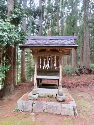 高倉神社の末社・摂社