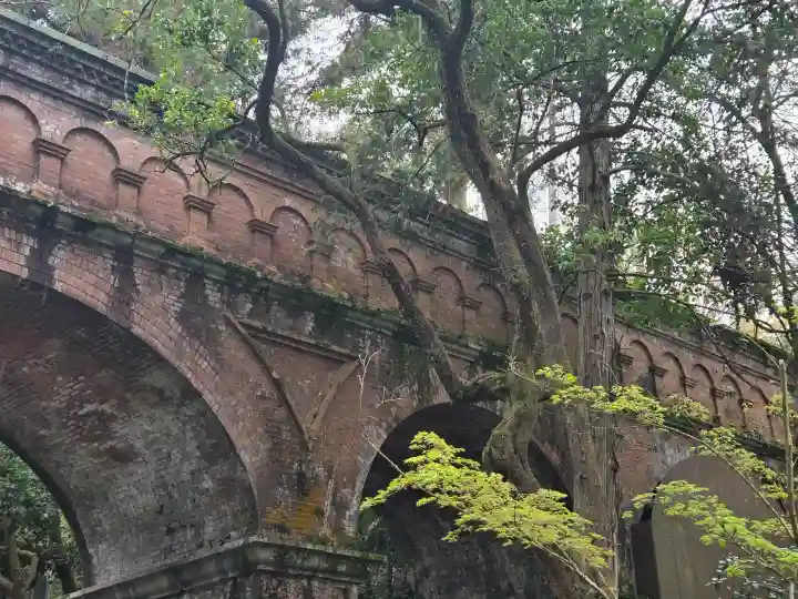 南禅寺の{uncategorized: "未分類", other: "その他", undefined: "問題あり", building: "その他建物", grave: "お墓", sacred_gate: "鳥居", guardian: "狛犬", statue: "像", buddha: "仏像", history: "歴史", nature: "自然", garden: "庭園", animal: "動物", pagoda: "塔", temizu: "手水舎", mountain_gate: "山門・神門", sanctuary: "本殿・本堂", subordinate: "末社・摂社", art: "芸術", scenery: "景色", jizo: "地蔵", ema: "絵馬", goshuin: "御朱印", omikuji: "おみくじ", items: "授与品その他", amulet: "お守り", goshuincho: "御朱印帳", eats: "食事", festival: "お祭り", votive_dance: "神楽", shichigosan: "七五三参", wedding: "結婚式", experience: "体験その他", initially: "初詣", around: "周辺", anti_infection: "感染症対策"}