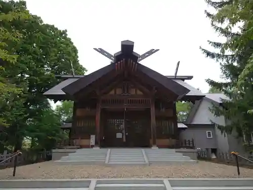 神楽神社の本殿