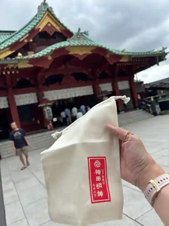 神田神社(神田明神)の{uncategorized: "未分類", other: "その他", undefined: "問題あり", building: "その他建物", grave: "お墓", sacred_gate: "鳥居", guardian: "狛犬", statue: "像", buddha: "仏像", history: "歴史", nature: "自然", garden: "庭園", animal: "動物", pagoda: "塔", temizu: "手水舎", mountain_gate: "山門・神門", sanctuary: "本殿・本堂", subordinate: "末社・摂社", art: "芸術", scenery: "景色", jizo: "地蔵", ema: "絵馬", goshuin: "御朱印", omikuji: "おみくじ", items: "授与品その他", amulet: "お守り", goshuincho: "御朱印帳", eats: "食事", festival: "お祭り", votive_dance: "神楽", shichigosan: "七五三参", wedding: "結婚式", experience: "体験その他", initially: "初詣", around: "周辺", anti_infection: "感染症対策"}