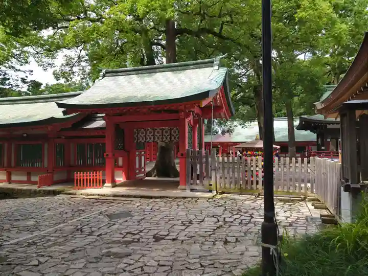 武蔵一宮氷川神社の山門・神門