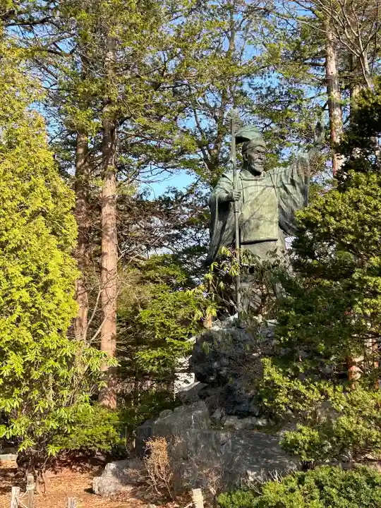 北海道神宮の像