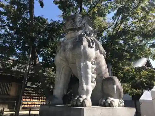 寒川神社の狛犬