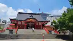 花園神社の本殿