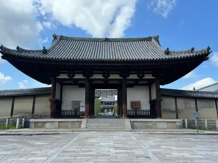 法隆寺の{uncategorized: "未分類", other: "その他", undefined: "問題あり", building: "その他建物", grave: "お墓", sacred_gate: "鳥居", guardian: "狛犬", statue: "像", buddha: "仏像", history: "歴史", nature: "自然", garden: "庭園", animal: "動物", pagoda: "塔", temizu: "手水舎", mountain_gate: "山門・神門", sanctuary: "本殿・本堂", subordinate: "末社・摂社", art: "芸術", scenery: "景色", jizo: "地蔵", ema: "絵馬", goshuin: "御朱印", omikuji: "おみくじ", items: "授与品その他", amulet: "お守り", goshuincho: "御朱印帳", eats: "食事", festival: "お祭り", votive_dance: "神楽", shichigosan: "七五三参", wedding: "結婚式", experience: "体験その他", initially: "初詣", around: "周辺", anti_infection: "感染症対策"}