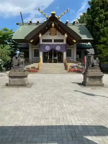 烈々布神社の本殿・本堂