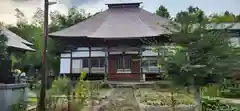 明源寺の本殿