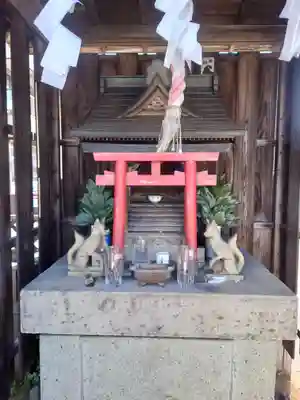 石割稲荷社(埼玉県)