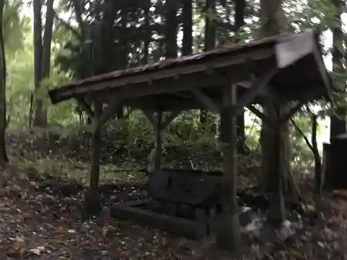 和井内神社の手水舎