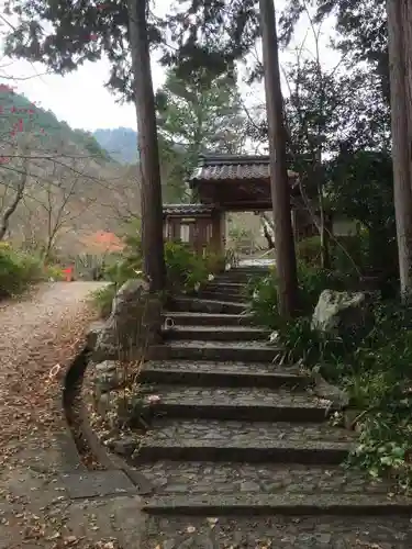 神藏寺の山門・神門