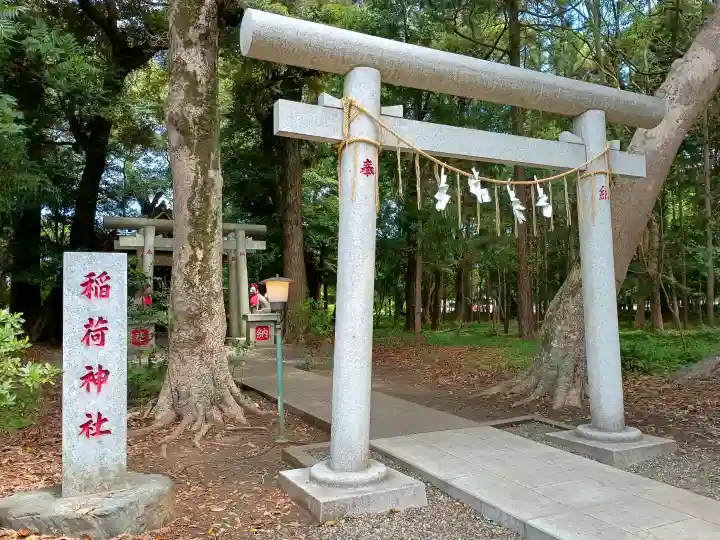 息栖神社の{uncategorized: "未分類", other: "その他", undefined: "問題あり", building: "その他建物", grave: "お墓", sacred_gate: "鳥居", guardian: "狛犬", statue: "像", buddha: "仏像", history: "歴史", nature: "自然", garden: "庭園", animal: "動物", pagoda: "塔", temizu: "手水舎", mountain_gate: "山門・神門", sanctuary: "本殿・本堂", subordinate: "末社・摂社", art: "芸術", scenery: "景色", jizo: "地蔵", ema: "絵馬", goshuin: "御朱印", omikuji: "おみくじ", items: "授与品その他", amulet: "お守り", goshuincho: "御朱印帳", eats: "食事", festival: "お祭り", votive_dance: "神楽", shichigosan: "七五三参", wedding: "結婚式", experience: "体験その他", initially: "初詣", around: "周辺", anti_infection: "感染症対策"}