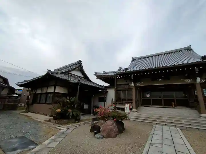 雲居寺の本殿・本堂