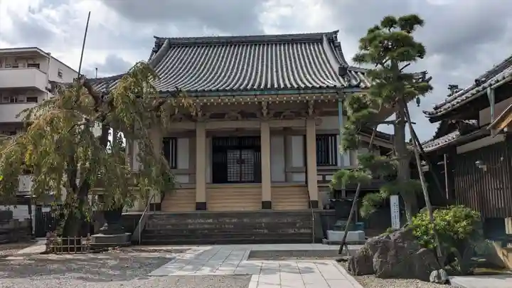 西應寺の本殿・本堂