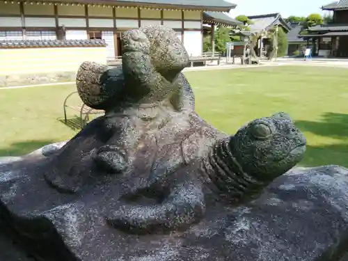 出雲大社北島国造館 出雲教の像