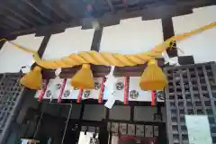 闘鶏神社の本殿