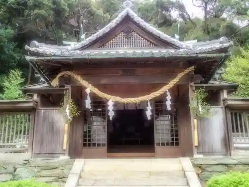 加茂神社の本殿