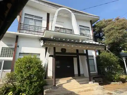 寶泉寺（宝泉寺）の{uncategorized: "未分類", other: "その他", undefined: "問題あり", building: "その他建物", grave: "お墓", sacred_gate: "鳥居", guardian: "狛犬", statue: "像", buddha: "仏像", history: "歴史", nature: "自然", garden: "庭園", animal: "動物", pagoda: "塔", temizu: "手水舎", mountain_gate: "山門・神門", sanctuary: "本殿・本堂", subordinate: "末社・摂社", art: "芸術", scenery: "景色", jizo: "地蔵", ema: "絵馬", goshuin: "御朱印", omikuji: "おみくじ", items: "授与品その他", amulet: "お守り", goshuincho: "御朱印帳", eats: "食事", festival: "お祭り", votive_dance: "神楽", shichigosan: "七五三参", wedding: "結婚式", experience: "体験その他", initially: "初詣", around: "周辺", anti_infection: "感染症対策"}