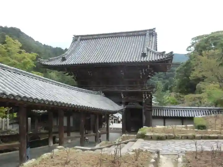 長谷寺の山門・神門