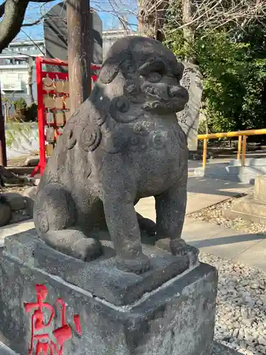 鎮守氷川神社の狛犬