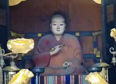 福生寺の像