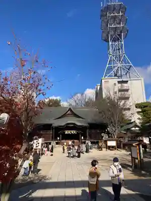 四柱神社の本殿・本堂