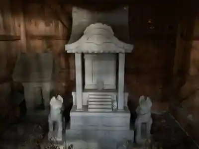 鶴崎神社の末社・摂社