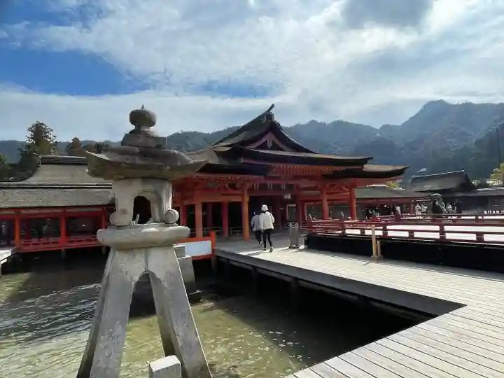 厳島神社(広島県)